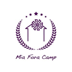 miaforacamp.jpg